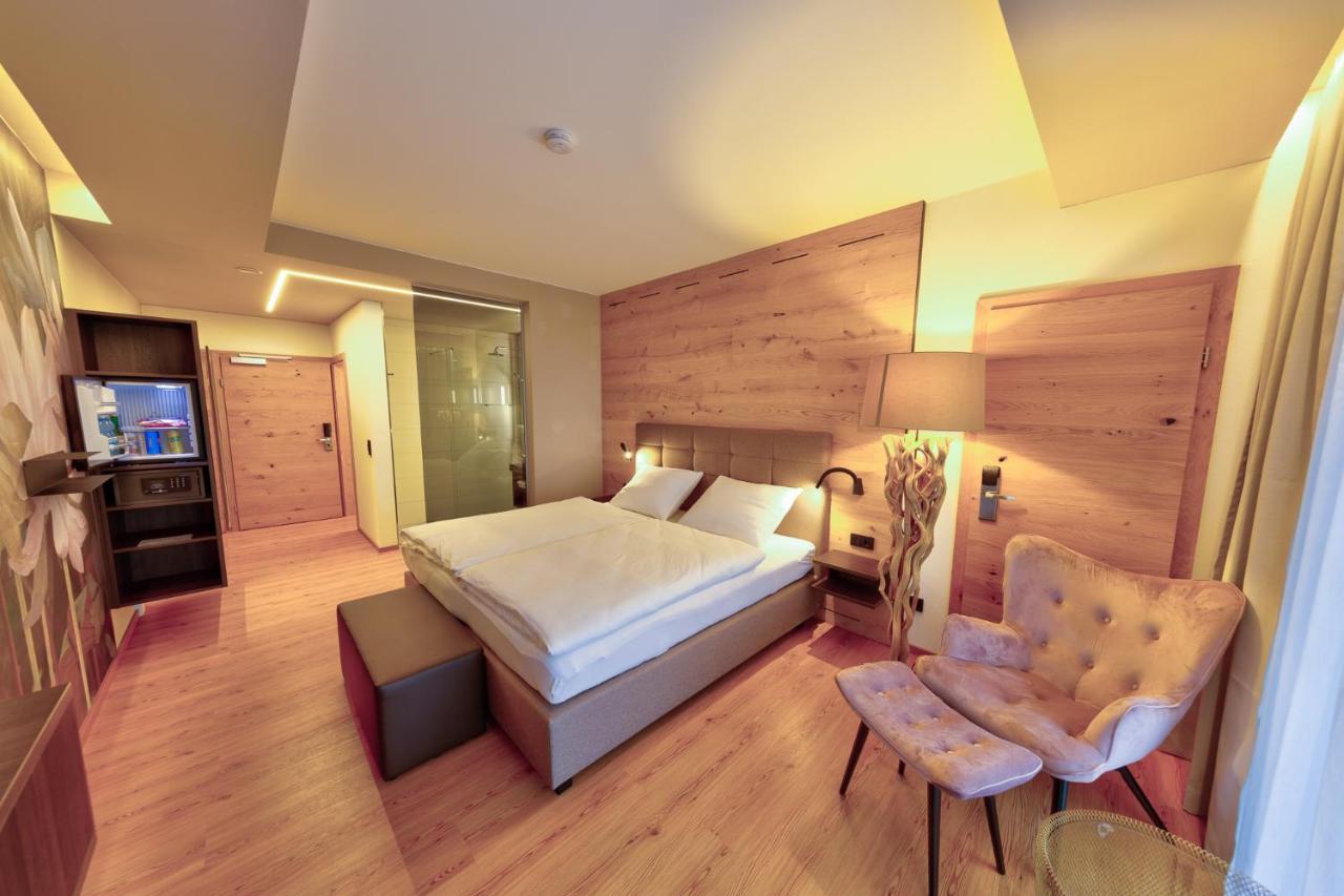 Hotel Leimer Braeu Lenzing Buitenkant foto