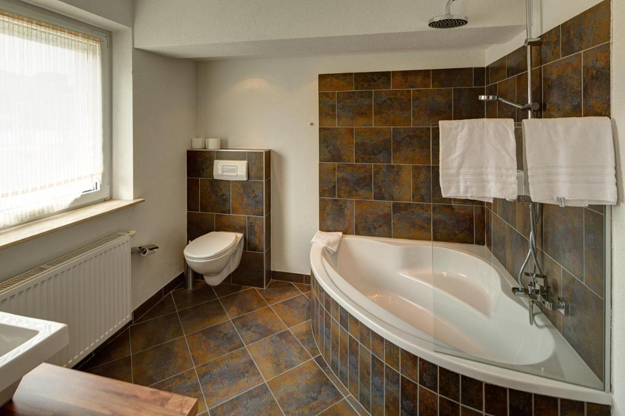 Hotel Leimer Braeu Lenzing Buitenkant foto