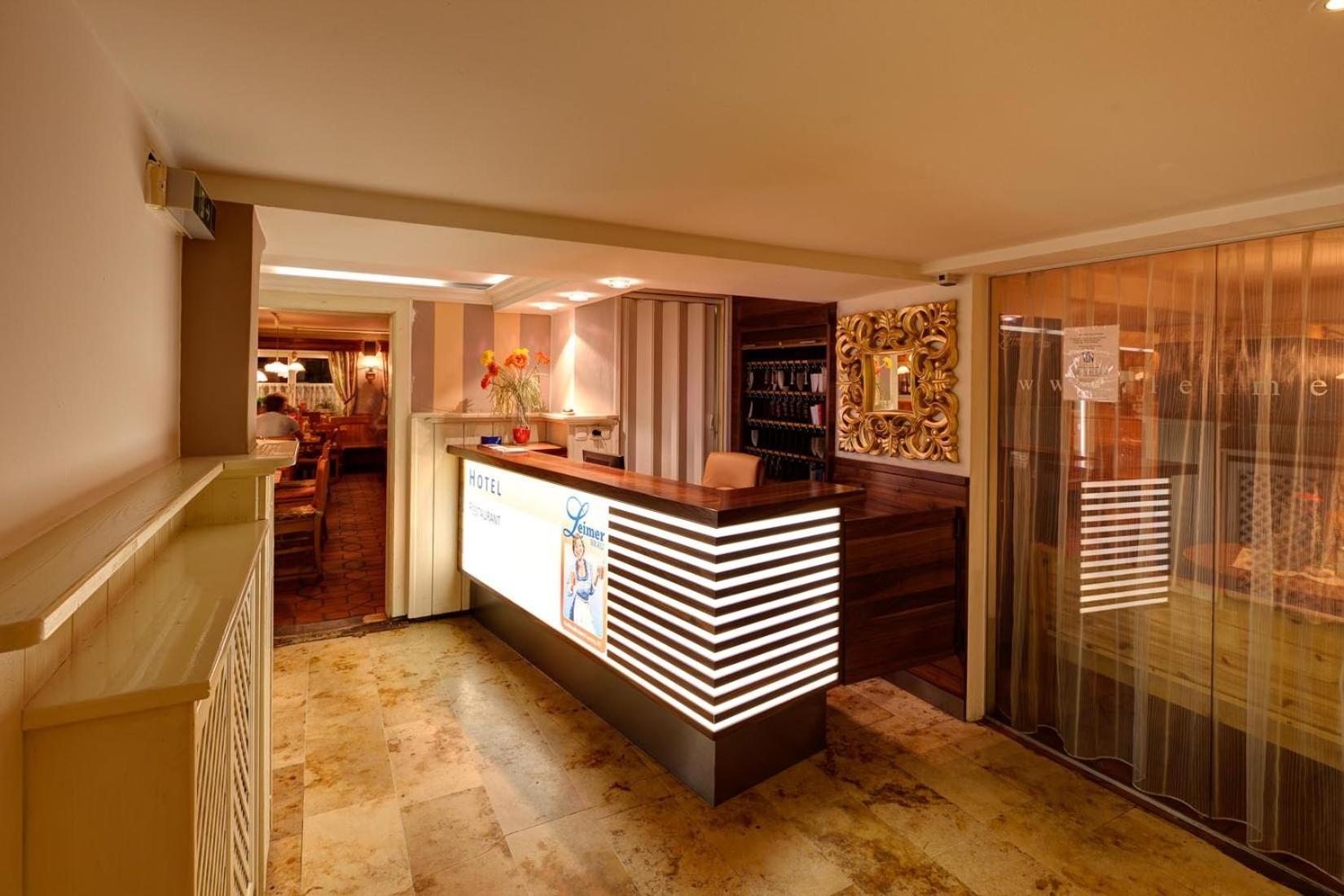 Hotel Leimer Braeu Lenzing Buitenkant foto