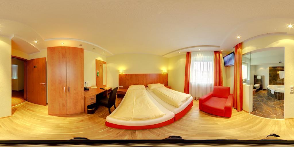 Hotel Leimer Braeu Lenzing Buitenkant foto