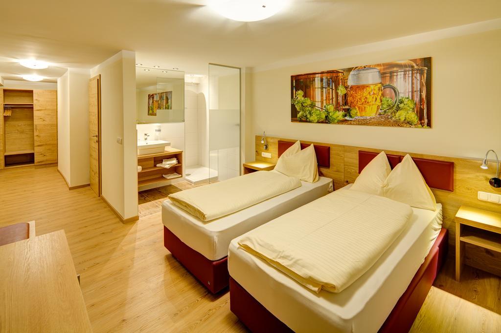 Hotel Leimer Braeu Lenzing Buitenkant foto